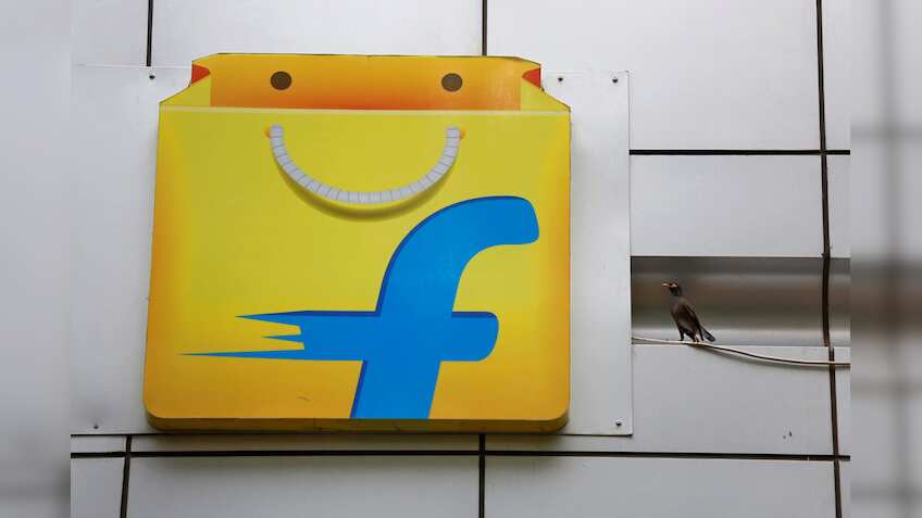 This is when Flipkart sale to Walmart could happen; Amazon.com set to lose race