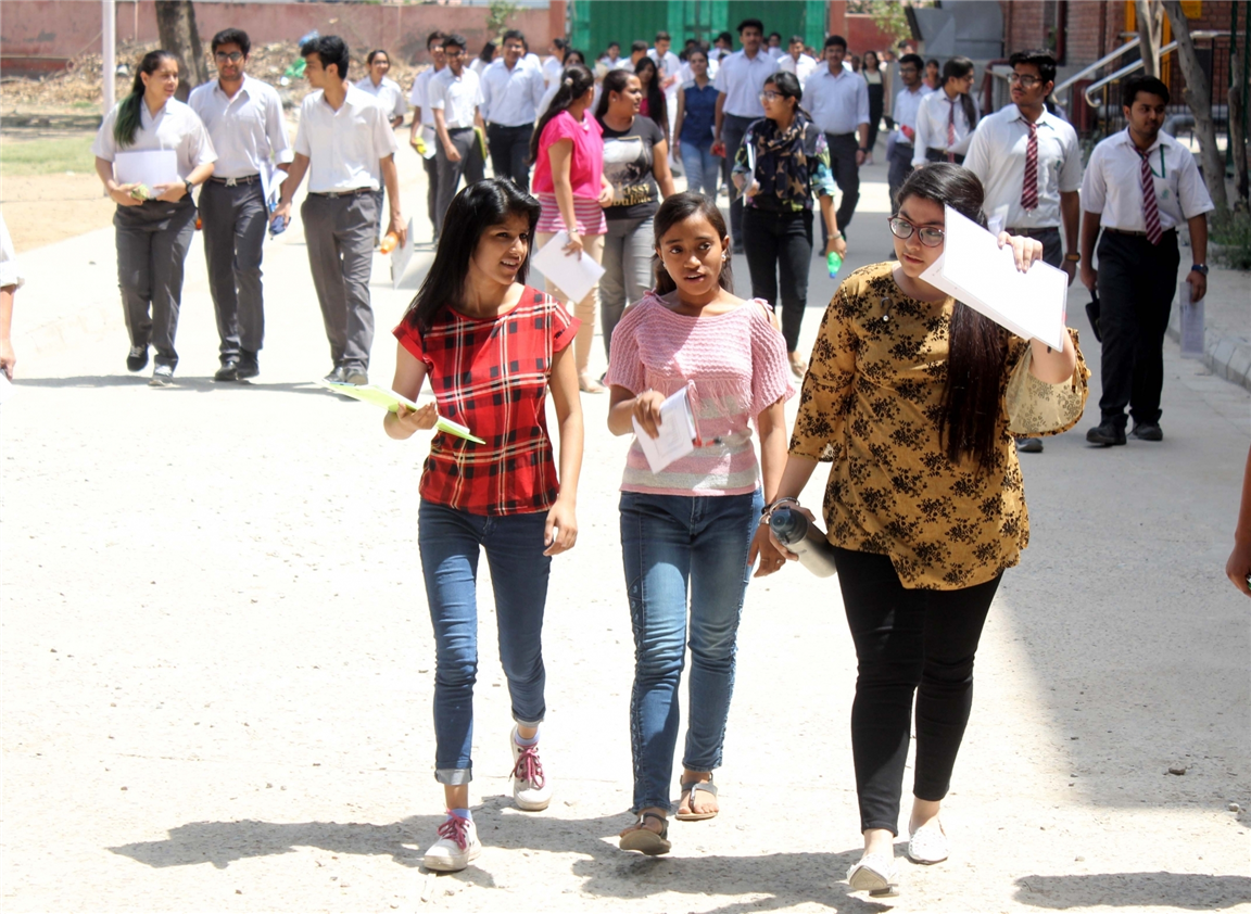 JEE Main result 2018 toppers list: Andhra Pradesh boys make state proud, bag first 2 spots