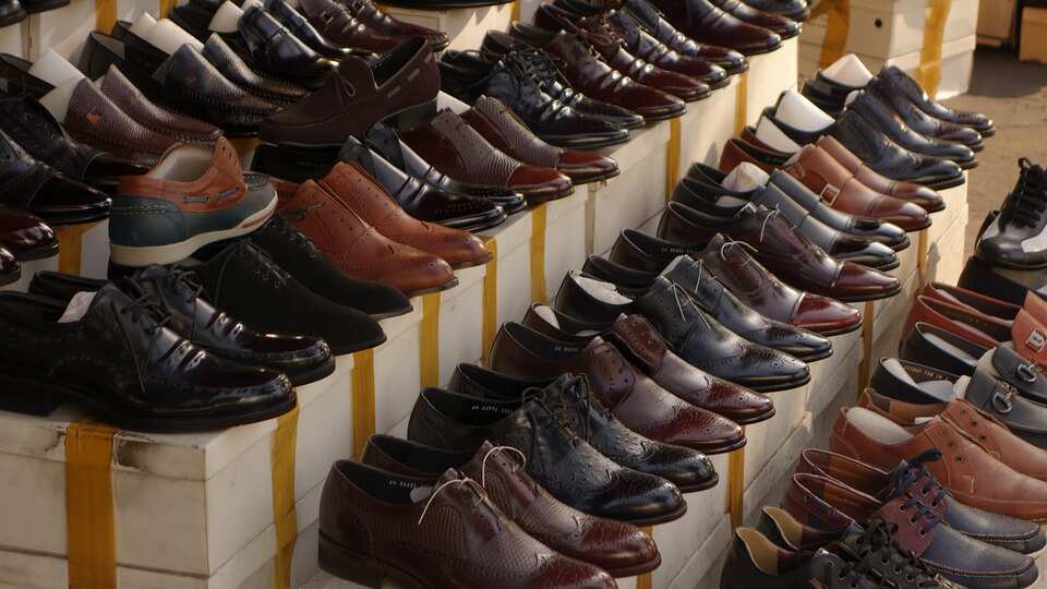 How to Store Leather Shoes