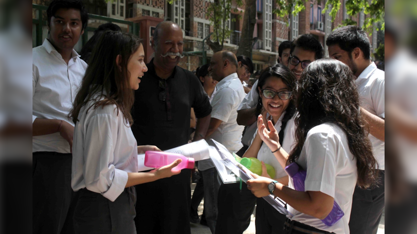 Kerala Board 10th Results 2018 pass percentage hits 97.84% mark; Ernakulam tops at 99.12%; check  keralaresults.nic.in, kerala.gov.in  