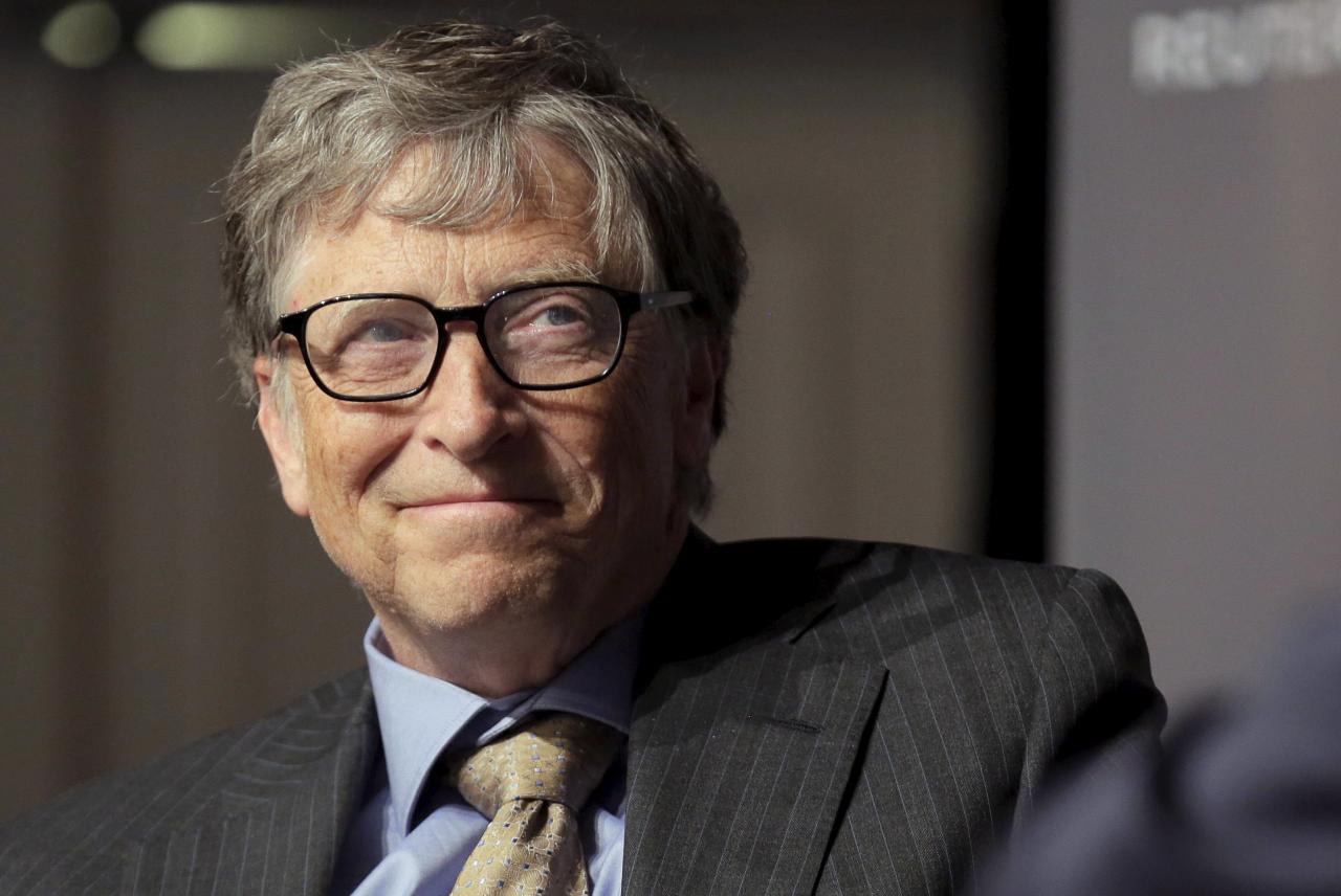 Bill Gates gives Aadhaar card in India a
