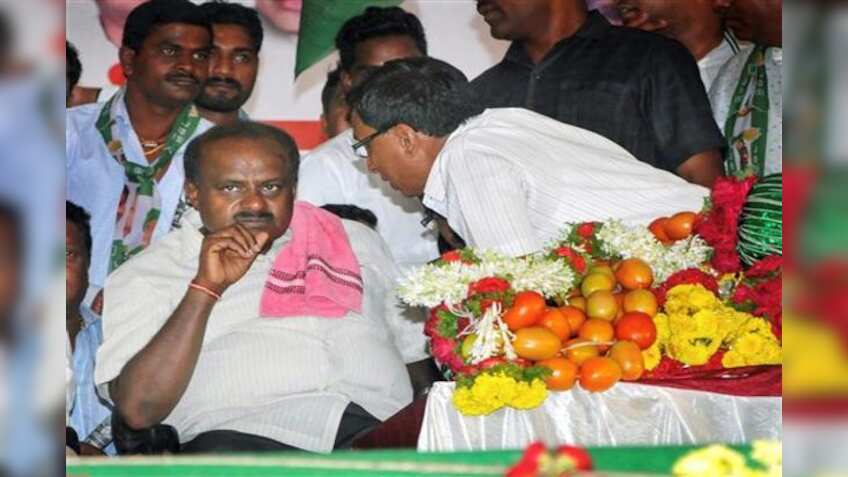 Karnataka poll verdict: Kumaraswamy to be CM? Big setback for BJP as Congress outwits it despite losing