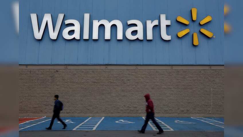 Walmart's first-quarter margins under pressure, e-commerce rebounds
