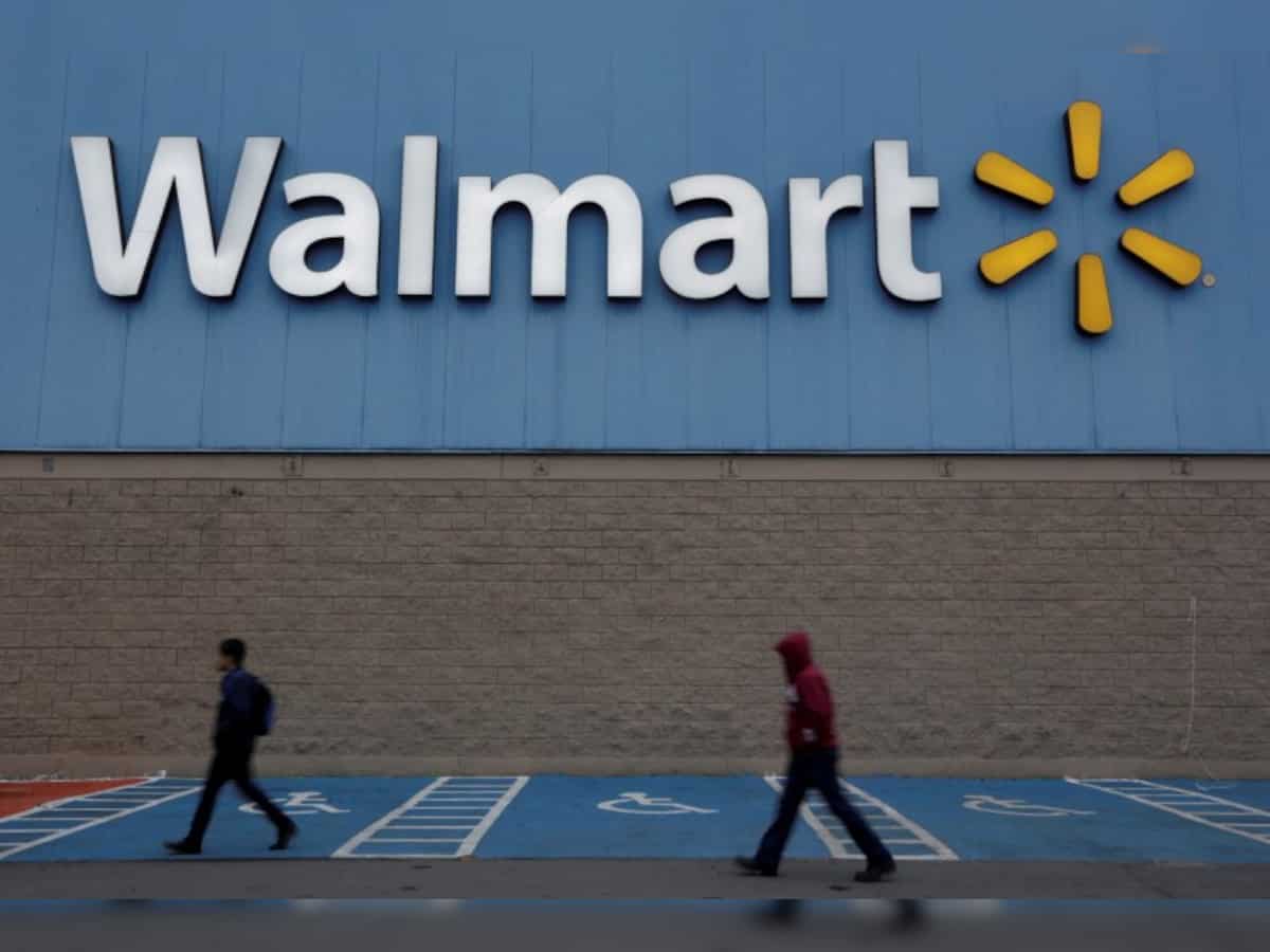 Walmart&#039;s first-quarter margins under pressure, e-commerce rebounds