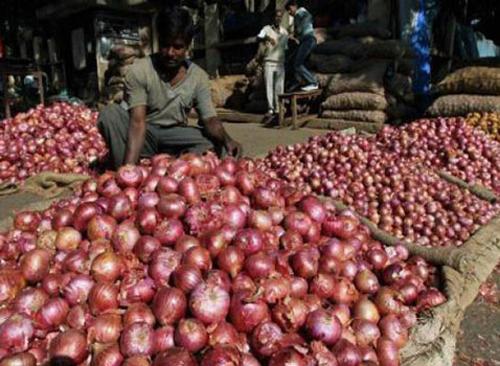 Onion tear-jerker story: Wholesale prices crash to a 50 paise per kg low