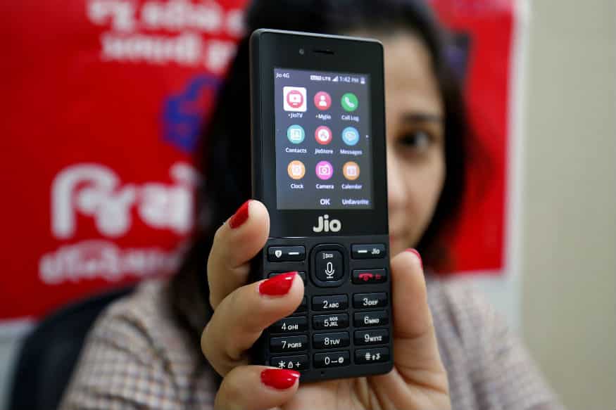 Reliance JioPhone turns No. 1 in global feature phone market, beats Nokia, Samsung