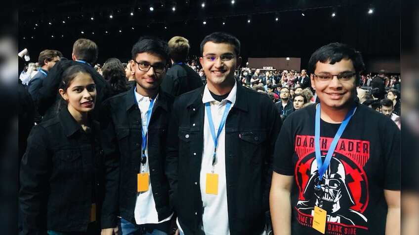 Who is that girl Apple CEO Tim Cook spotlighted? Well, meet Aashna Narula