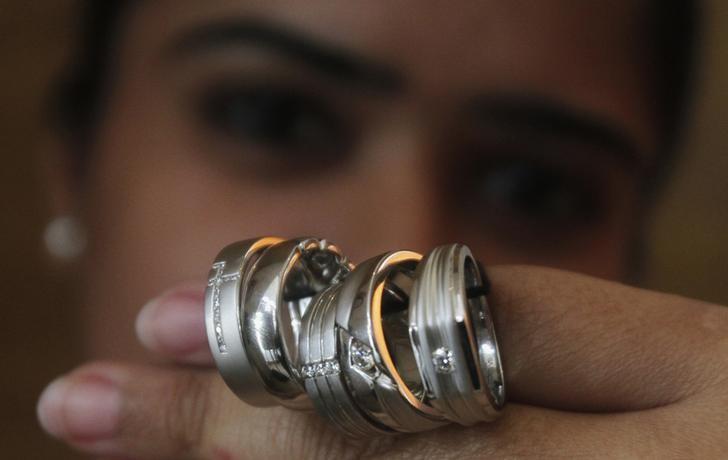 Platinum imports for jewellery in India to grow by about 25%