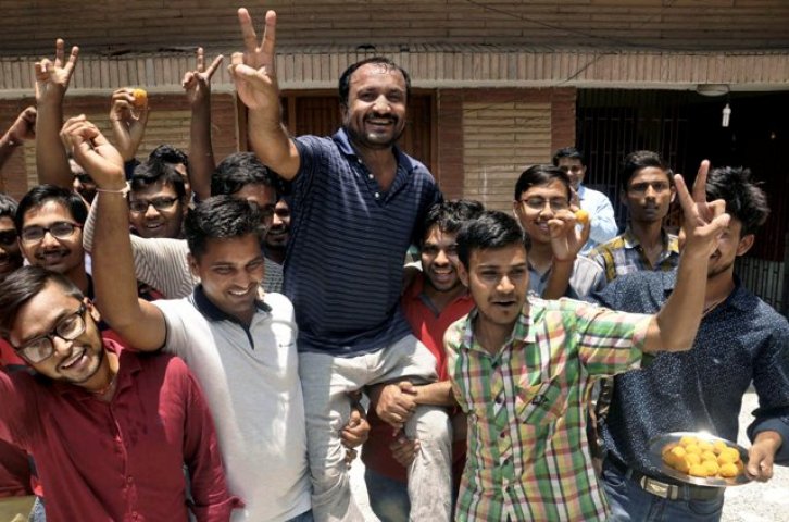 IIT Jee Advanced result 2018: 26 students from Anand Kumar's Super 30 crack top exam