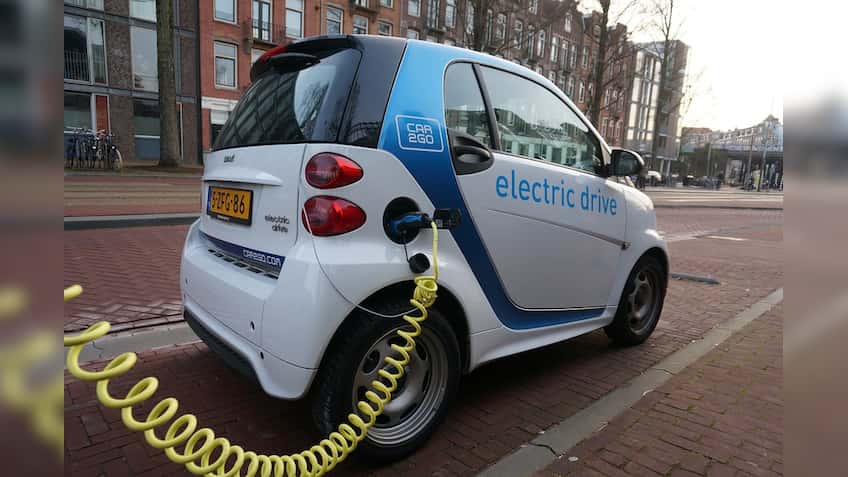 Power utilities to earn $11 billion from power demand of Electric Vehicles