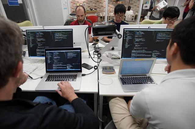 Silicon Valley-style coding boot camp seeks to reset