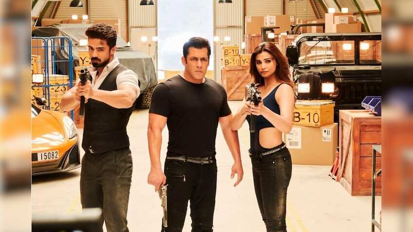 Race 3 box office collection: Salman Khan starrer crosses Rs 153 crore, takes on Tiger Shroff's Baaghi 2 collection in 2018