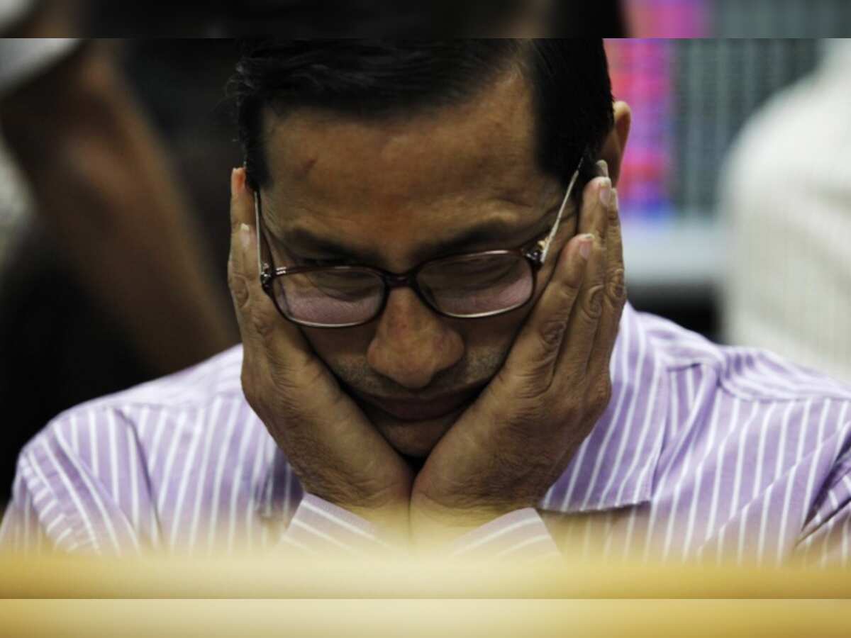 Sensex dips 179 points, Nifty ends June F&amp;O