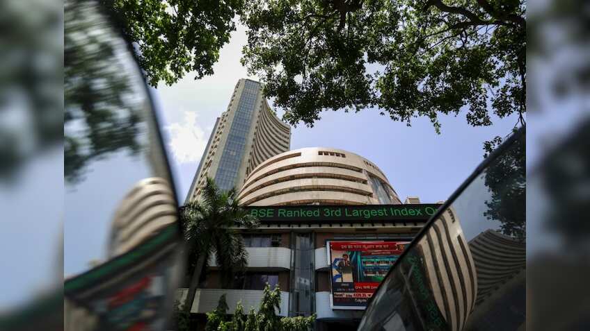 FAST MONEY: SpiceJet, Lupin among key intraday trading ideas