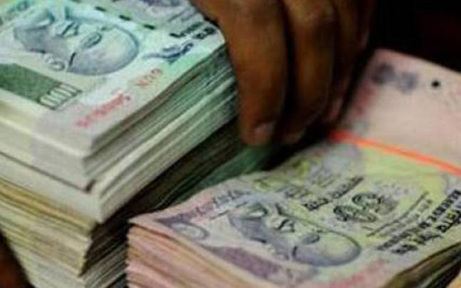 Rupee bounces to 1-week high as US dollar