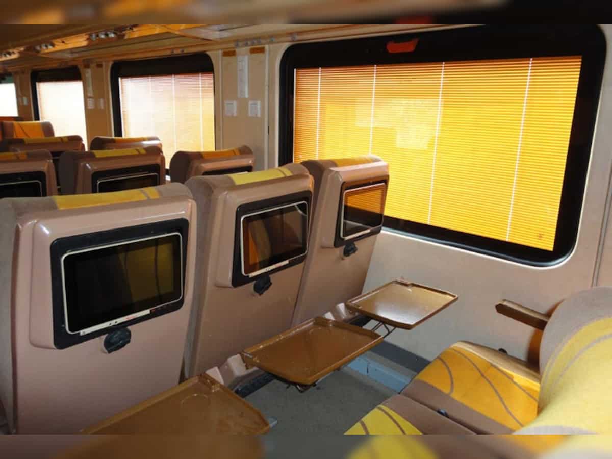 Indian Railways new timetable 2018: Tejas Express to make Delhi ...