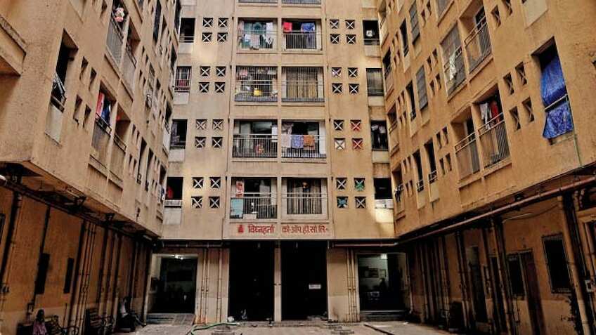 Good news for Mumbai homebuyers: Housing societies can't charge over Rs 25,000 on resale homes