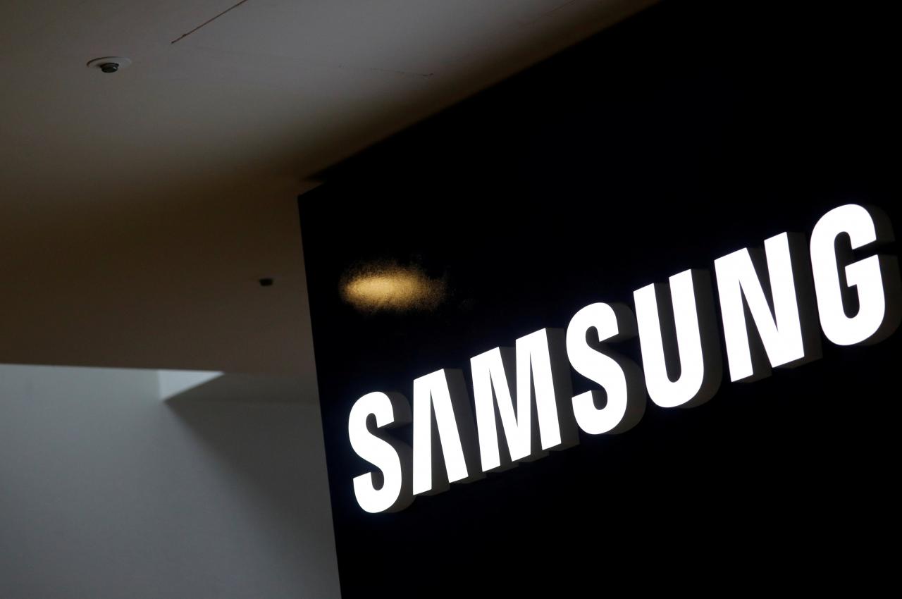 Samsung to disrupt mid-price smartphone segment this Diwali: Top official