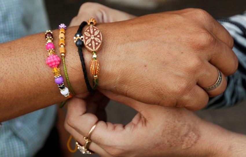 Make Happy Raksha Bandhan wishes for sisters with these 5 financial gifts