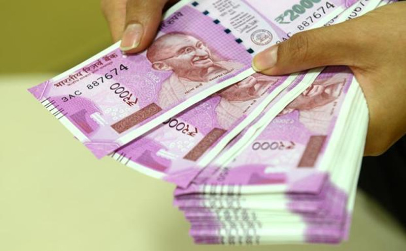3 reasons why the Indian rupee crashed