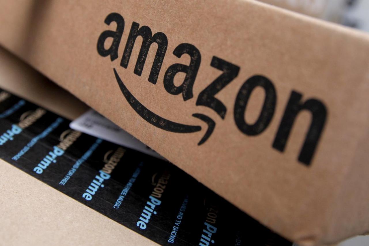 Amazon follows Apple Inc, hits $1 trillion market value milestone