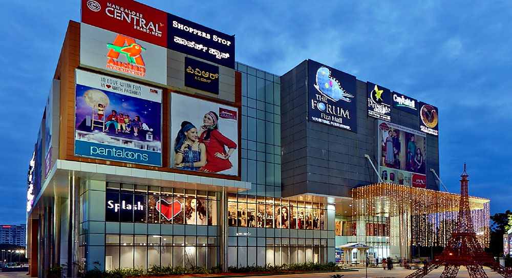 SHOPPING MALLS