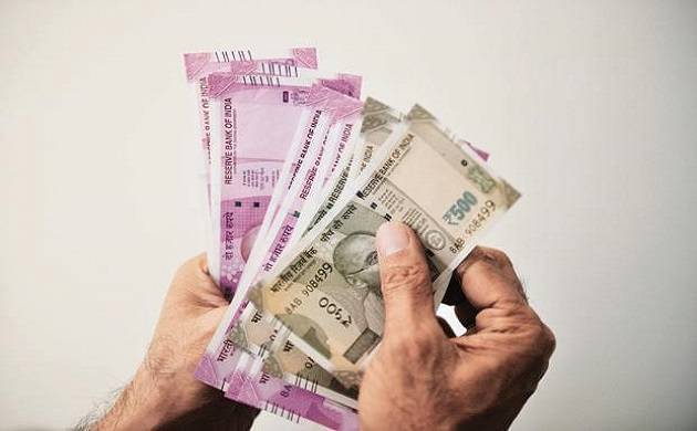 Indian rupee slumps to fresh record low of 71.79 against US dollar
