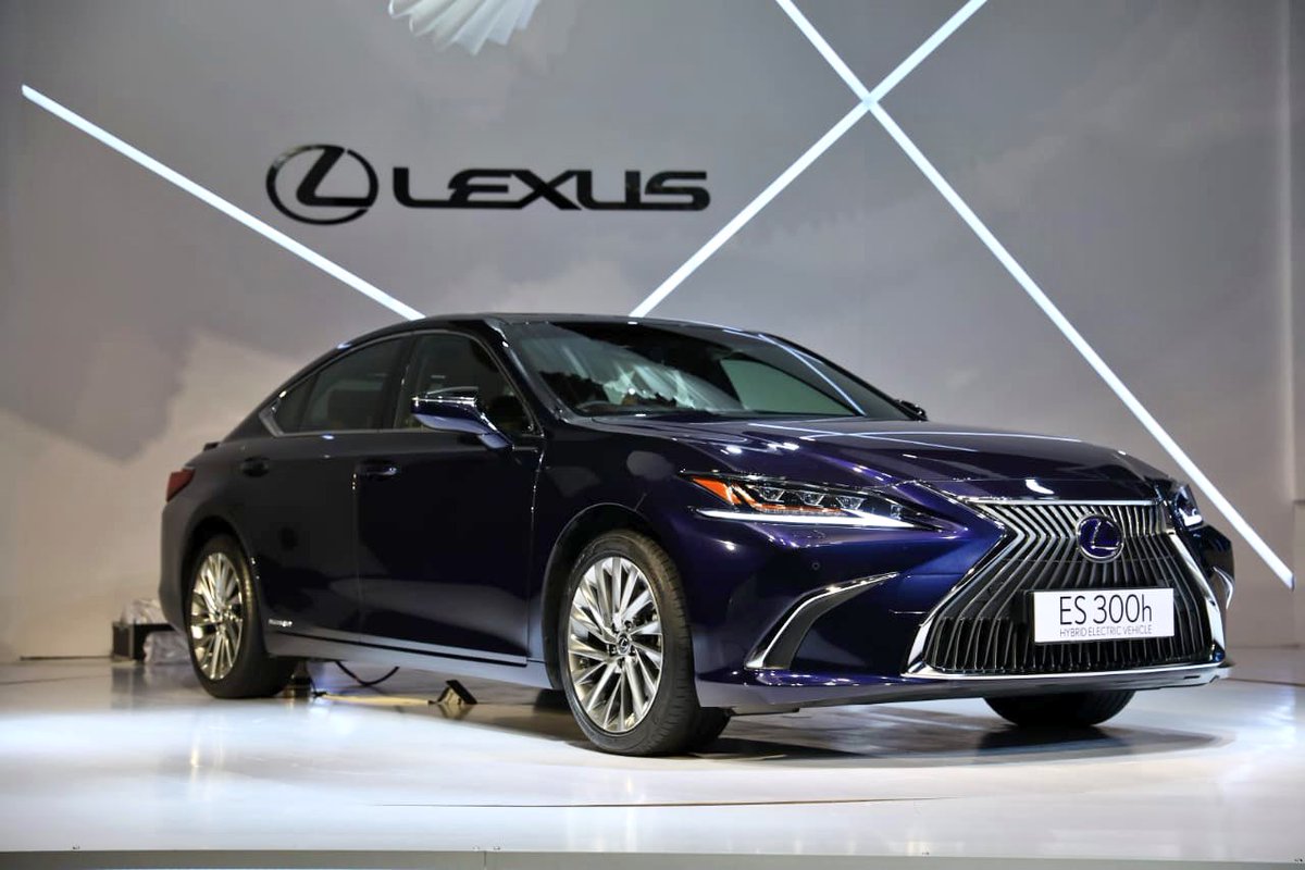 Lexus unveils all-new version of hybrid electric car ES 300h in India at Rs 59.13 lakh