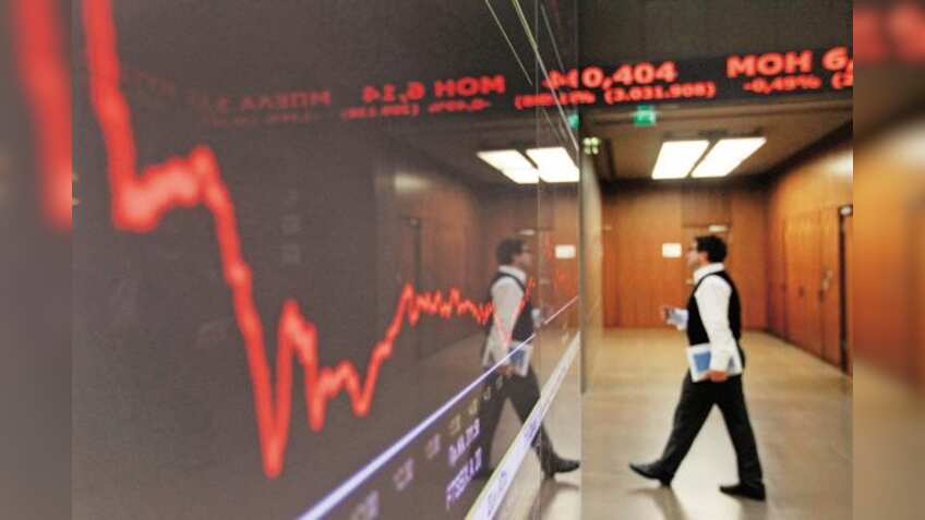 Rs 1 lakh cr of investor wealth destroyed by stock market crash today
