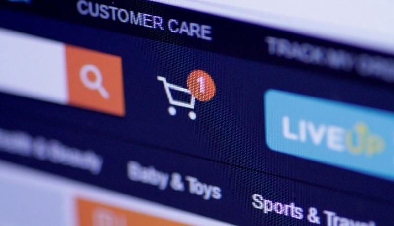 E-commerce cos to deduct 1 pc tax collected at source (TCS) under GST from Oct 1