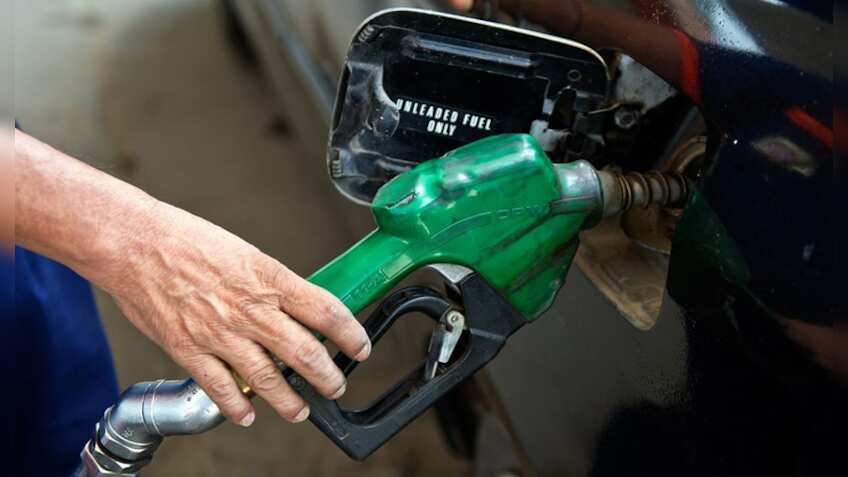 Petrol price rises to Rs 89.97 in Mumbai