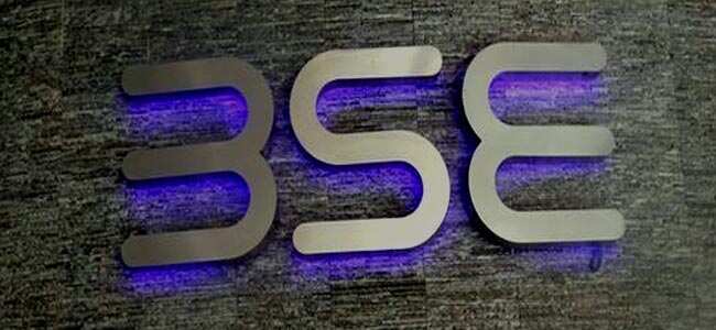 Sell-off in finance stocks pull Sensex, Nifty 1% lower