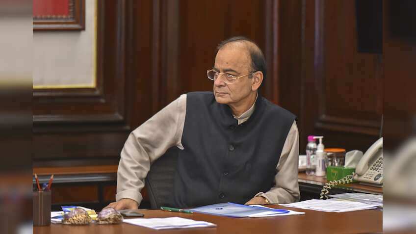 Arun Jaitley hits out at Raghuram Rajan for MSME banking crisis statement