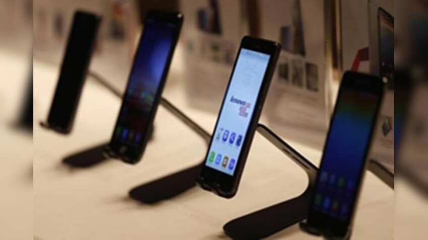 Have smartphone? Failed to port? Your telco to be fined Rs 10,000