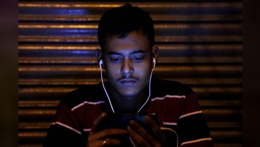 Now, watch top movies for just Rs 10 on your smartphone on Indian version of Netflix