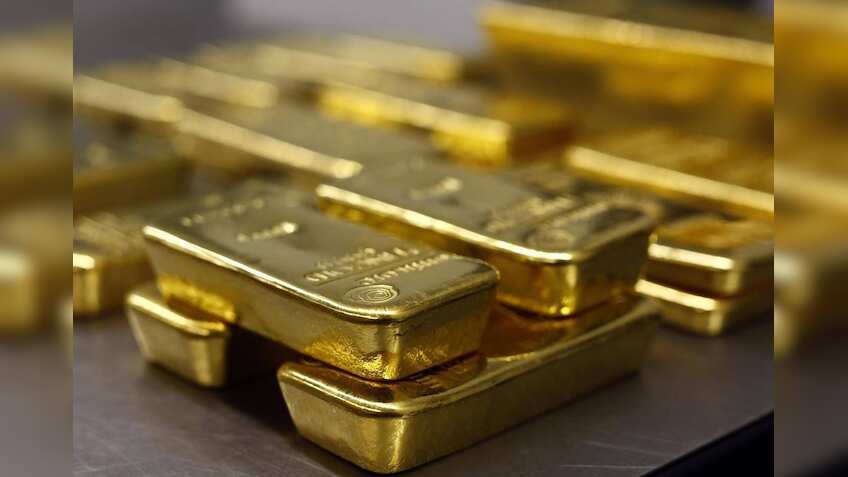 Gold little changed US non-farm payroll data in focus