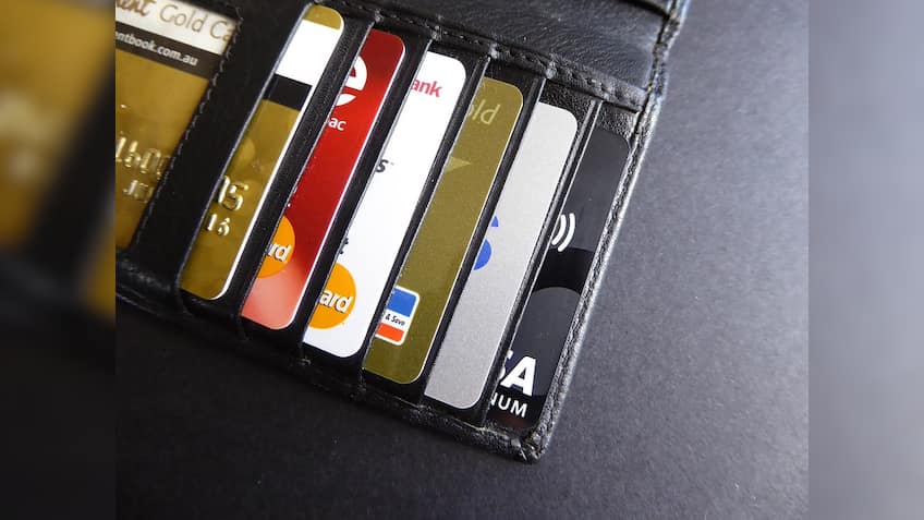 Over 8 lakh transactions done at ATM via credit cards, HDFC Bank, SBI sees most cash advances; Is it safe?