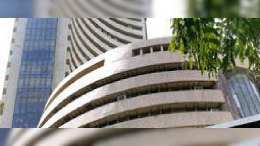 Sensex reverses gains to end 170 points lower on weak rupee