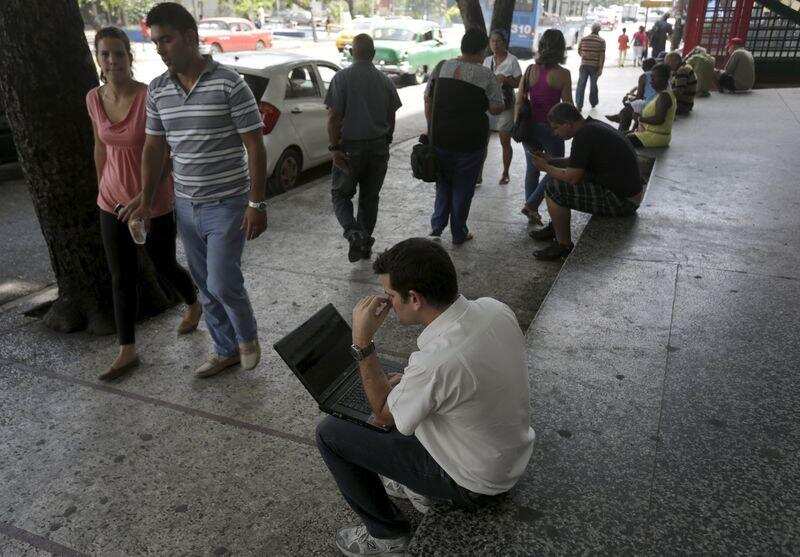 Hungry for public Wi-Fi? Use it soon, courtesy Airtel, Vodafone, Reliance Jio and BSNL