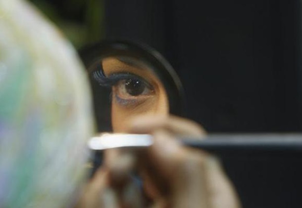 Bye-bye fairness creams! Soon, shops near you can't do this anymore - Check Modi govt plan