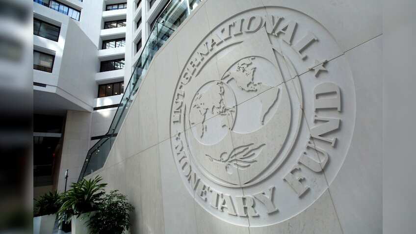 IMF warns trade friction, market turmoil to hurt Asian growth