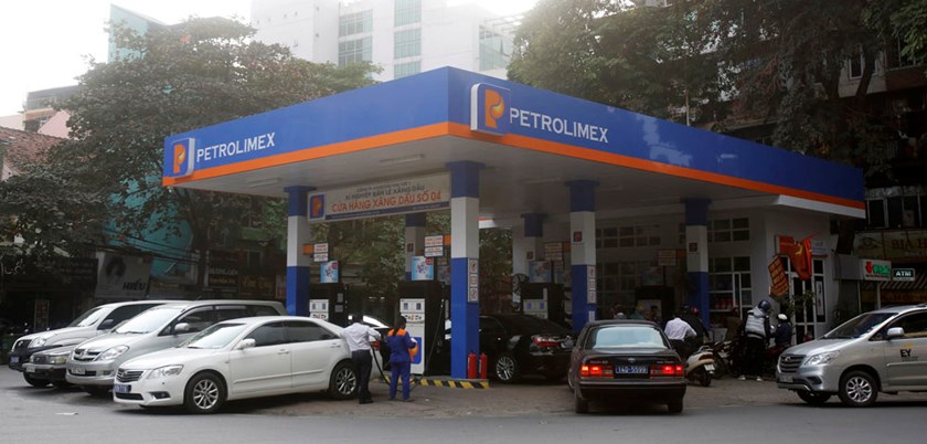 Petrol, diesel prices relief: Pressure on Arvind Kejriwal to take action increases