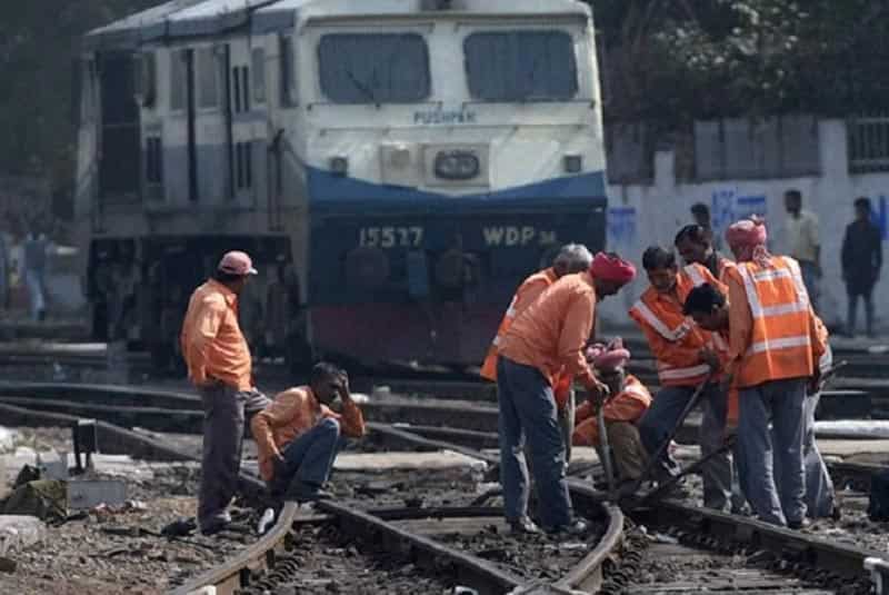 Railway job in india for engineers