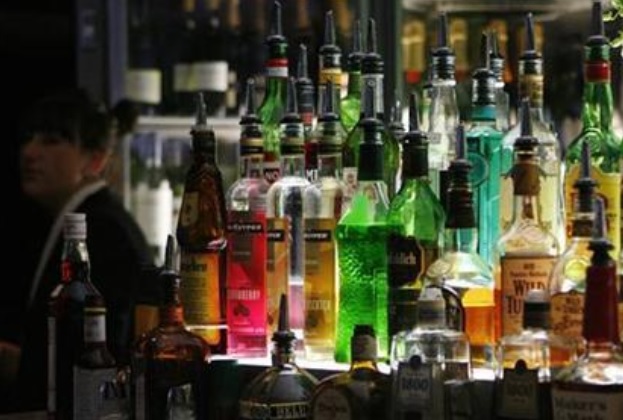 Mumbai, Pune, Nagpur, other Maharashtra residents to get liquor home delivered, just like Flipkart, Amazon goods!
