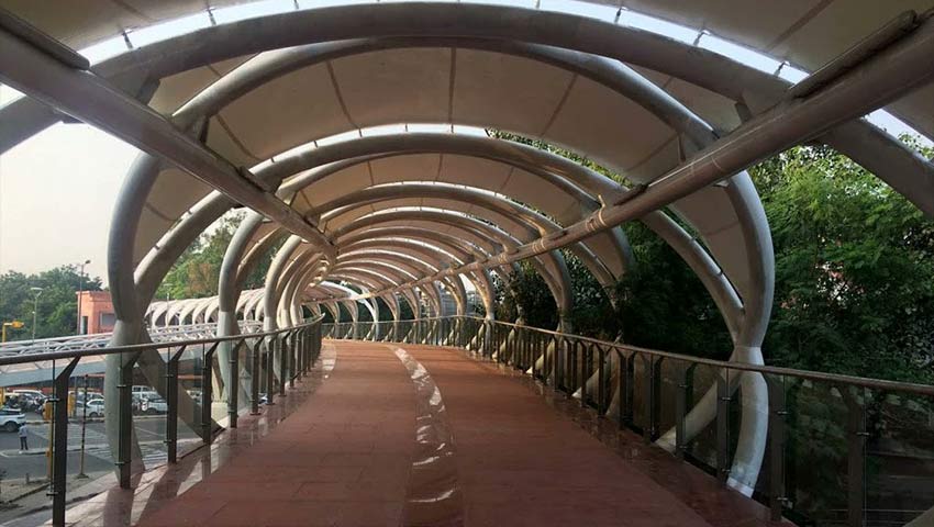ITO Skywalk AAP govt vs Centre row: Rs