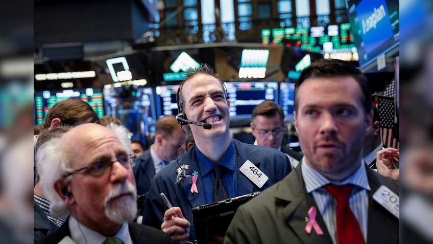 Wall Street set to rebound on strong results from UnitedHealth, Goldman