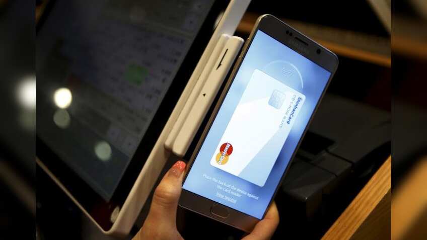 Do you use mobile wallets like MobiKwik, Paytm, Ola Money, others? What you must know now