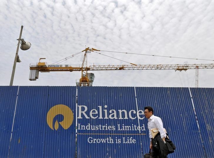 Reliance Industries Q2 results: RIL shares rise 1.5% ahead of Sep quarter earnings