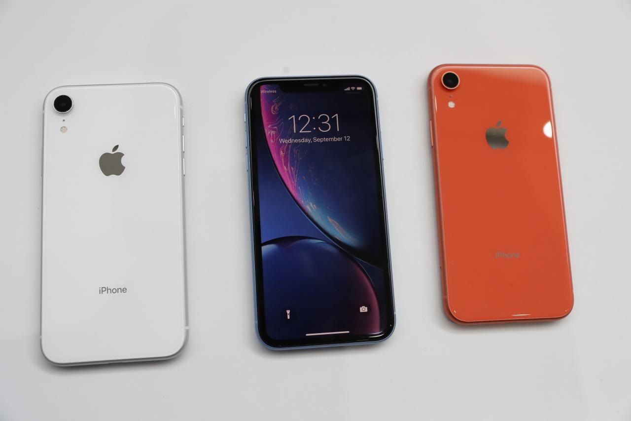 Pre-order Apple iPhone XR in India from Friday; prices start at Rs 76,900