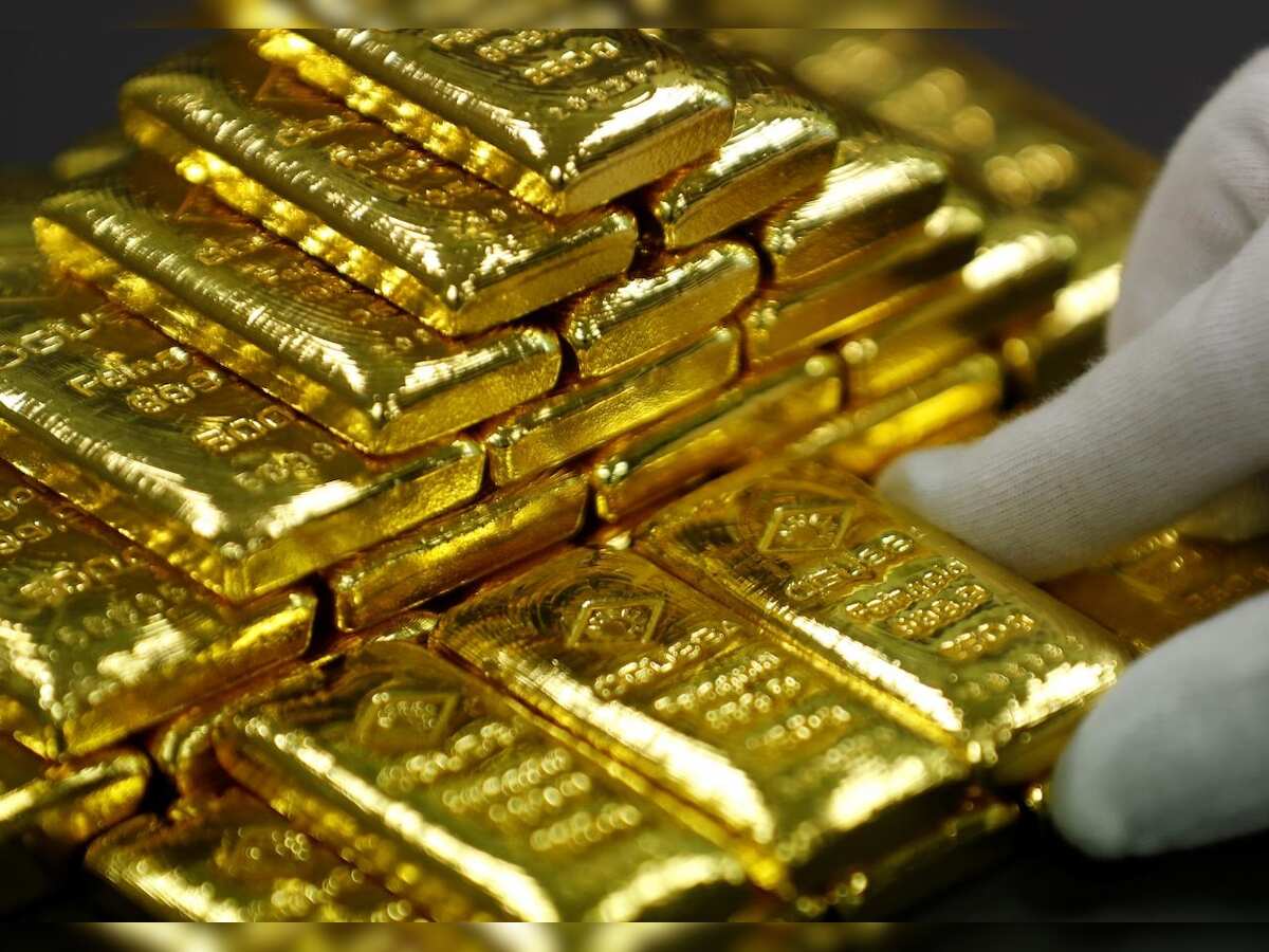 Gold imports up 4% to USD 17.63 billion